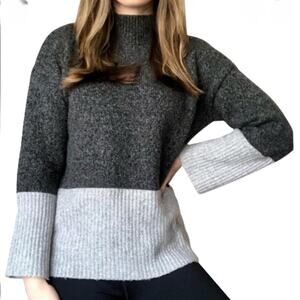 Michael Kors MK Wool Blend Two Tone Mock Neck Sweater Pearl Heather Gray Size M